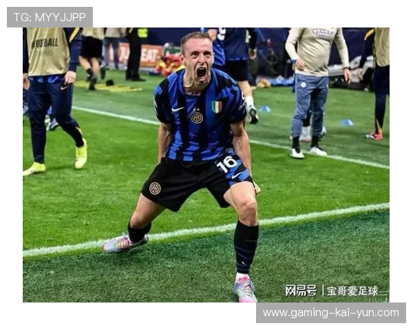 那不勒斯通过快速传递拉扯防线,前场威胁倍增