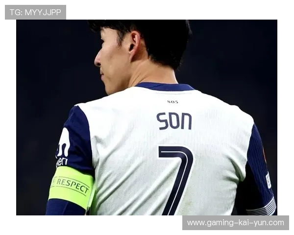 热刺边路连续施压，孙兴慜回传队友补射得分