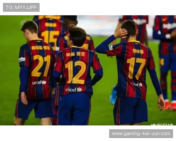 梅西直塞穿透整条后腰区域