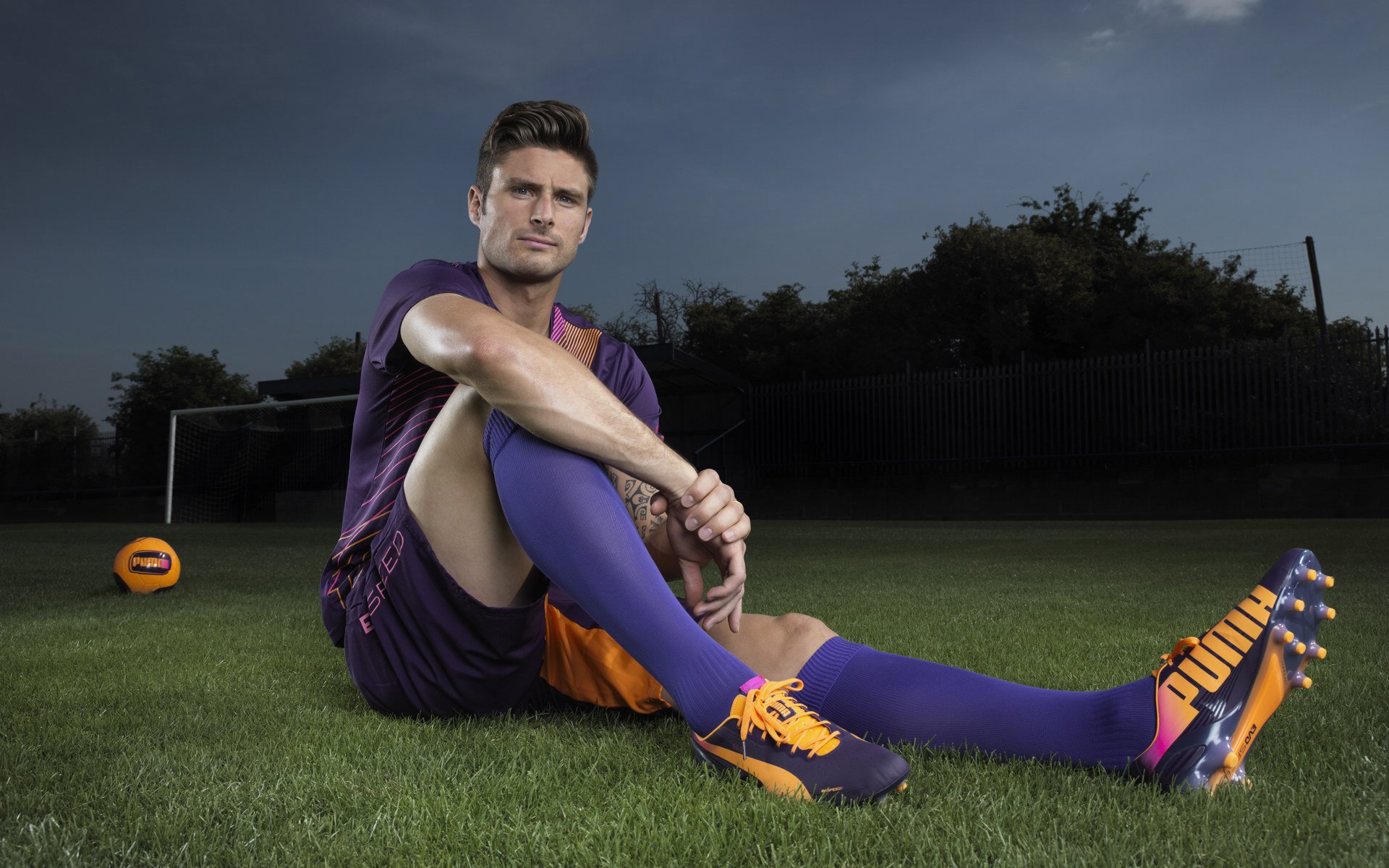 世界杯“角球战术板”演变 近点、后点与战术短角层出不穷